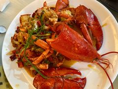 -覃记海鲜美食餐厅