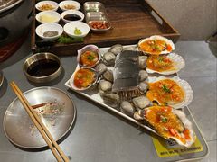 -围炉肉舍•炭烤活鳗•丹东海鲜烤肉(步行街店)