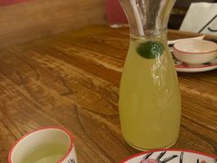 -新白鹿餐厅(银泰西湖文化广场店)