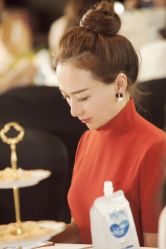 -Eling伊林彩妆·化妆培训(河西奥体店)