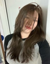 -虫二·专注健康烫染沙龙