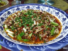 三大钵尖椒霸王兔-三大钵江湖菜(空港店)