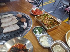 -黑豚黨韩国烤肉料理(悦然时光店)