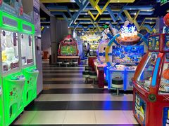 -反斗乐园π·电玩·高空拓展·蹦床(龙华天虹店)
