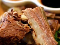 手抓羊肉-塔里木的羊·新疆特色餐厅(钱湖北路店)