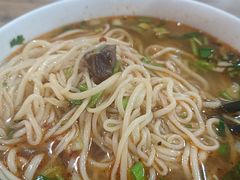 -陇上全荟兰州传统牛肉面(延吉路店)