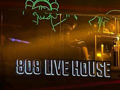 -808 LiveHouse