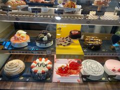 零售区-DQ·蛋糕·冰淇淋(大宁国际商业广场店)