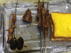 -喝丢一只鞋海鲜烧烤·海肠捞饭(文体街店)