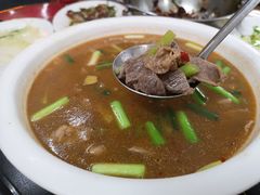 -香猪美食(中心店)