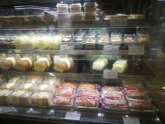 -红宝石·鲜奶小方·海派西点房(莘庄龙之梦店)