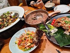 -老滇山寨•云南特色菜•地方菜•民族风情歌舞表演(金碧店)