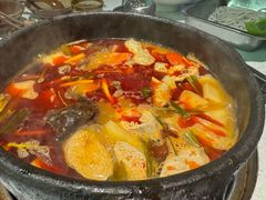 -贵府酸汤牛肉火锅·贵州老字号(飞山街店)