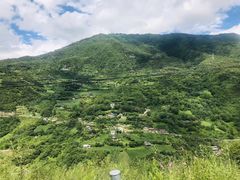 -硗碛藏寨·神木垒景区