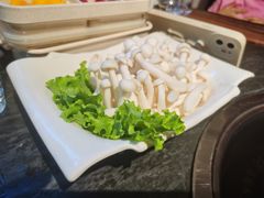 -大匠工房古船木艺术餐厅·猪肚鸡专门店(长白仙岛店)