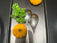 -鲜入唯煮·港式海鲜牛肉火锅(金宝街店)