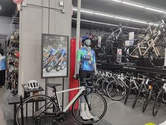 -迪卡侬(越秀公园店)