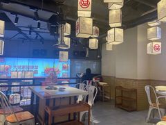 大堂-大斌家串串火锅(德思勤店)