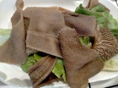 爽脆草原毛肚子-领鲜现切猪杂火锅(番禺桥南店)