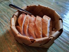 餐前面包-羽深肉铺 Steak & Wine