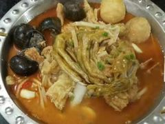 田螺鸭掌煲-刘姐啤酒鱼民族演艺餐厅(西街总店)