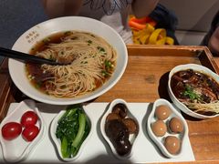 -松鹤面馆·古法焖肉面(观前店)