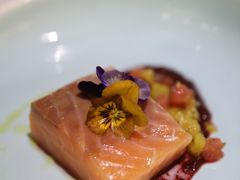 -La Mer Restaurant & Lounge