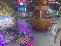 -爱玩嘉年华(龙湖源著天街店)