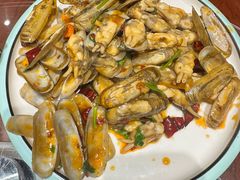 -东来菜馆•手抓海鲜家常菜•海鲜锅贴(鸽子窝店)