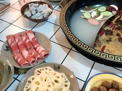 精品肥牛-老街坊市井火锅(营门口店)