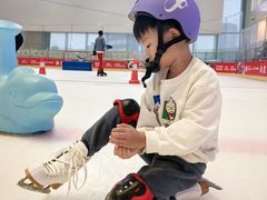 -冰纷万象滑冰场(二七万象城店)