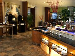 餐具摆设-北京港澳中心瑞士酒店·瑞士咖啡厅·自助餐