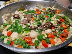 藤椒孜然牛牛龙鱼锅-大丰收脆鱼(浦西万达店)