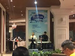 -荣誉国际酒店-云顶旋转餐厅