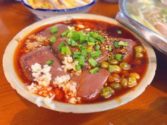 -谢老五跷脚牛肉·非遗传承店