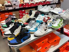 -法雅体育工厂店(皂君庙路店)