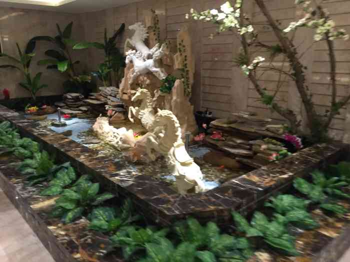 名都休闲水汇-"之前去的是新店,这次来旧店,还有点不太习.