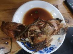-山城家常菜铁锅炖鱼