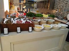 -海口绿发希尔顿酒店-田园汇自助餐·三文鱼·海鲜