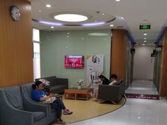 -雅悦齿科(顾村公园店)