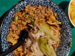 -粉家柳州螺蛳粉(杨宅路店)