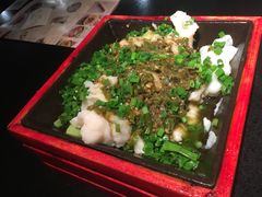 烫口石锅雪花鱼-老头儿油爆虾·知味杭州(爱琴海购物中心)