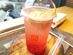 草莓麦炫酷-麦当劳(无锡永乐店)