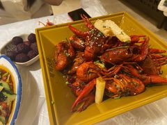 -霄汉牛三鲜湖北砂锅菜(万松园2店)