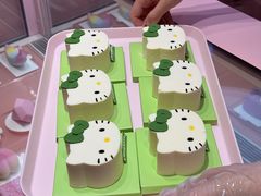 -好利来(上海虹桥新天地Lab主题店)