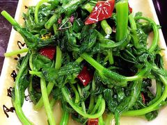 -茂县小辣椒川菜馆-羌家铜锅土火锅