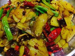 干锅土豆片-老味道锅包肉(日照街店)