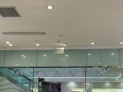 -Apple授权专营店(宝山万达店)