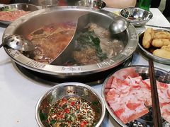 -憨铁匠老火锅(龙岗万科里店)