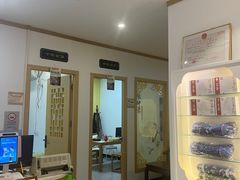 -李时珍中医馆·艾灸·推拿·针灸(佰港城馆)